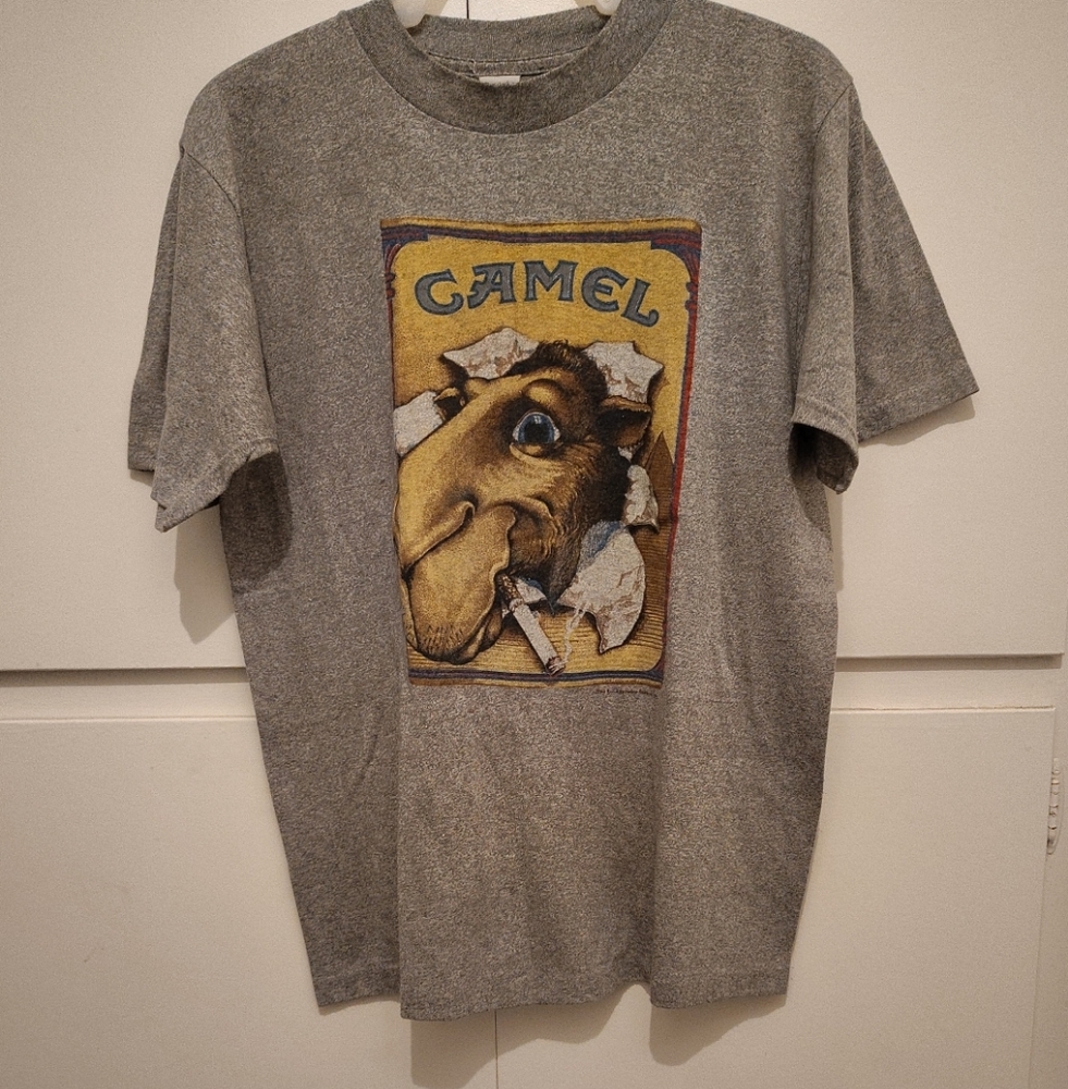 Vintage 1983 Joe Camel Cigarettes Gray Graphic T-Shirt